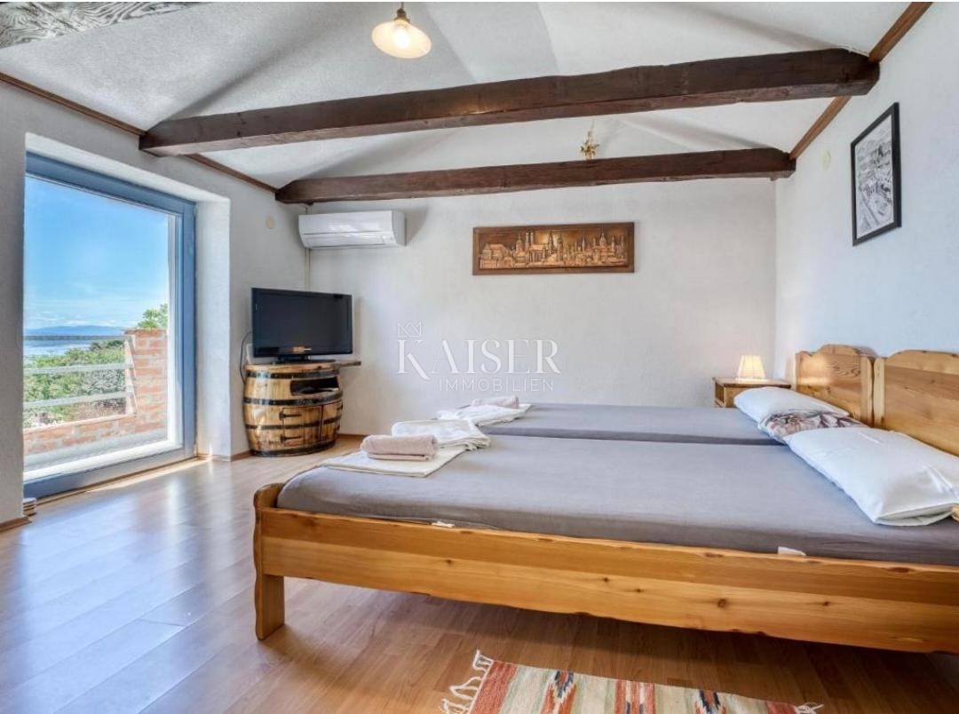 Crikvenica - kamnita hiša s čudovitim razgledom