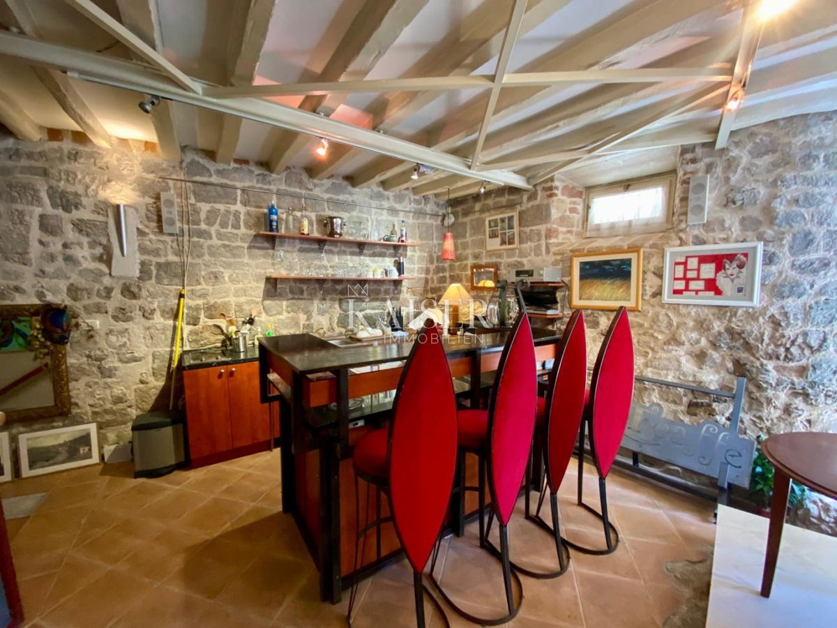 Stanovanje Grad, Šibenik, 108m2