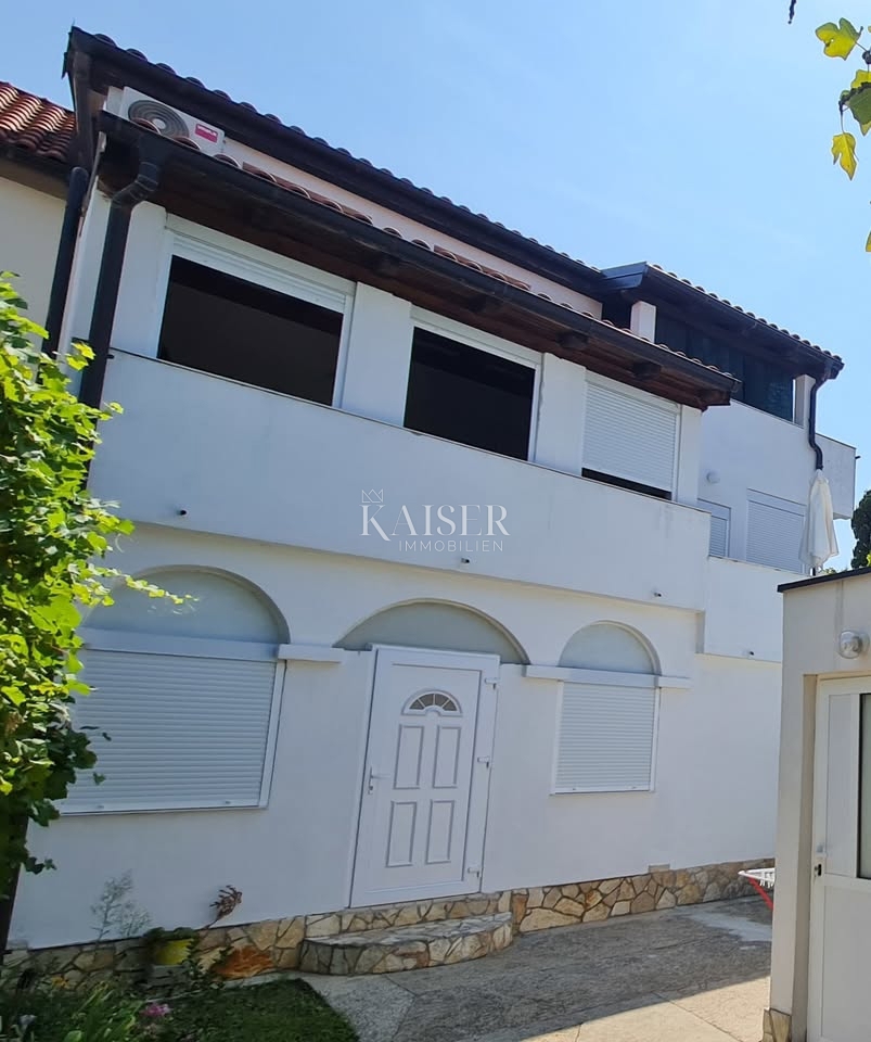 Zadar - Sabunike hiša s 6 apartmaji 233 m2