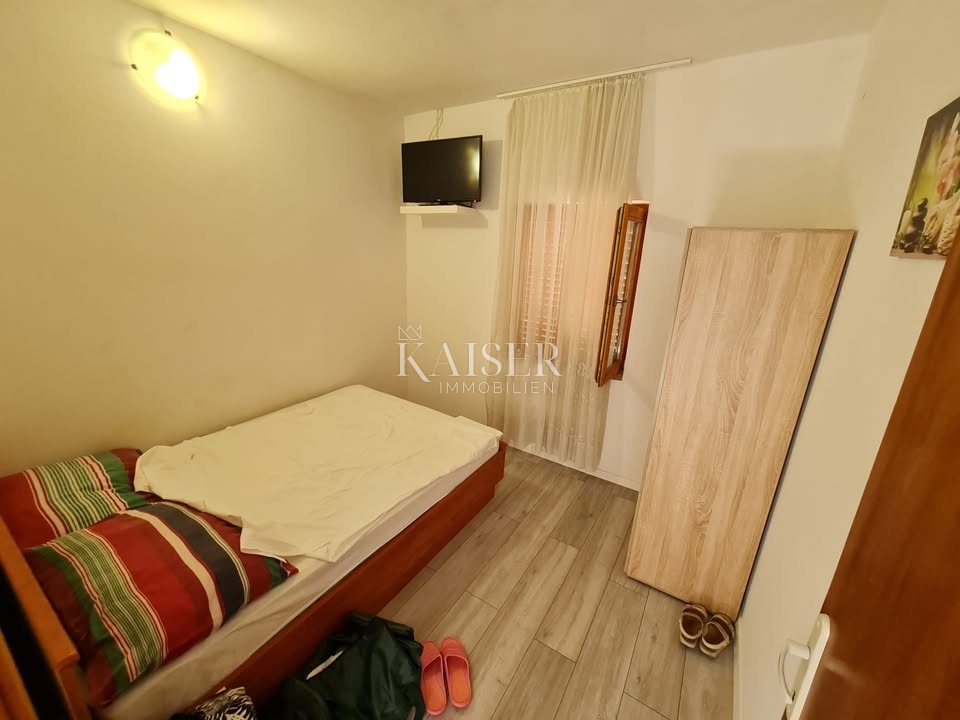 Zadar - Sabunike hiša s 6 apartmaji 233 m2