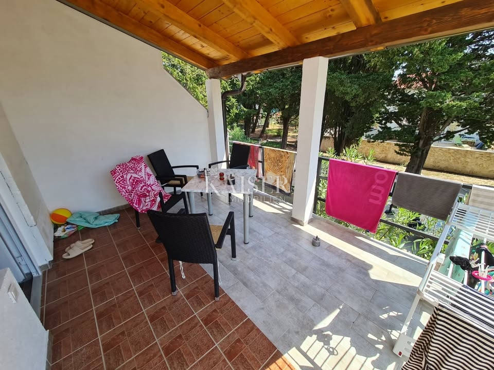 Zadar - Sabunike hiša s 6 apartmaji 233 m2