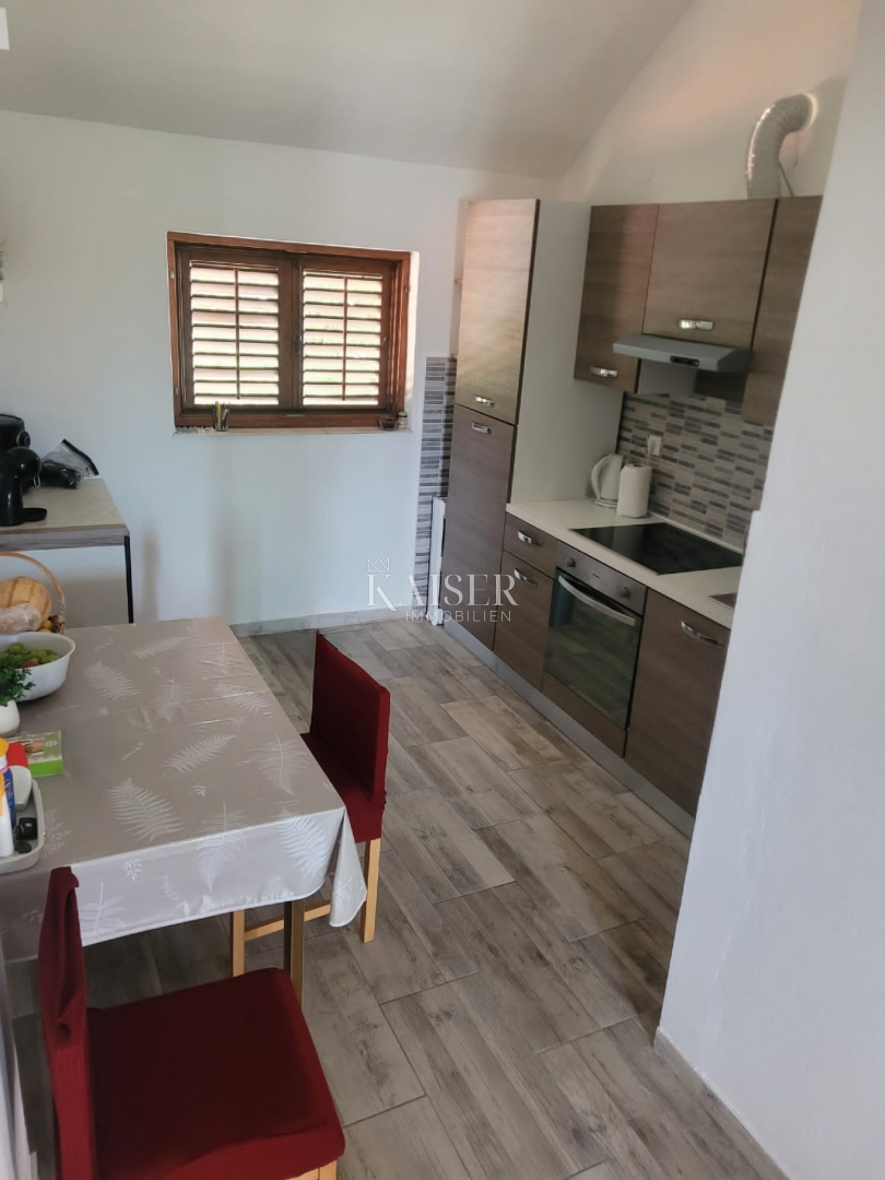 Zadar - Sabunike hiša s 6 apartmaji 233 m2