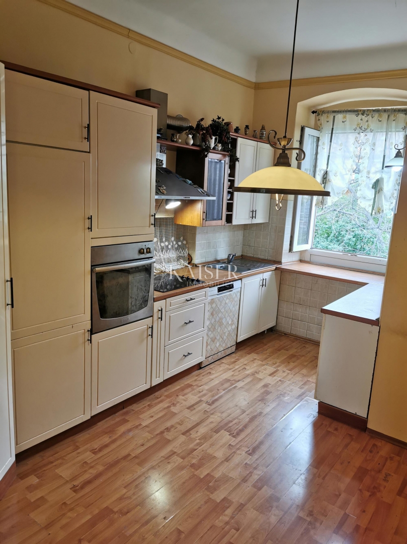 Rijeka, Center - stanovanje 114 m2, v bližini Korza