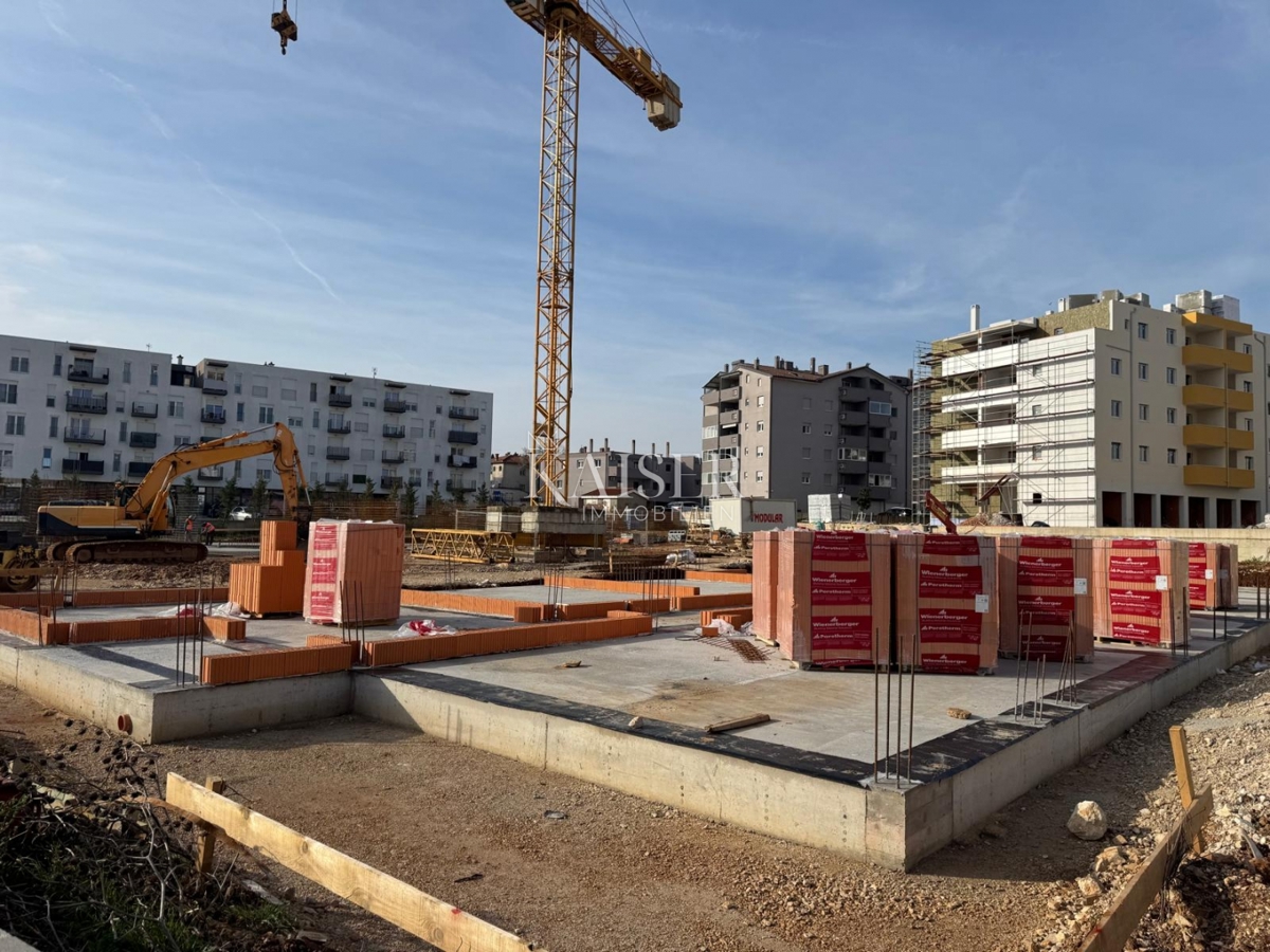 Istra, Pula – moderno dvosobno stanovanje 54m² z balkonom