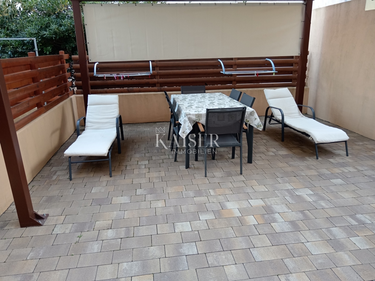 Istra, Premantura, stanovanje v pritličju na odlični lokaciji