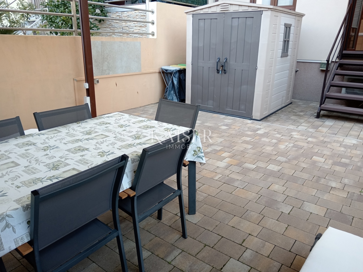 Istra, Premantura, stanovanje v pritličju na odlični lokaciji