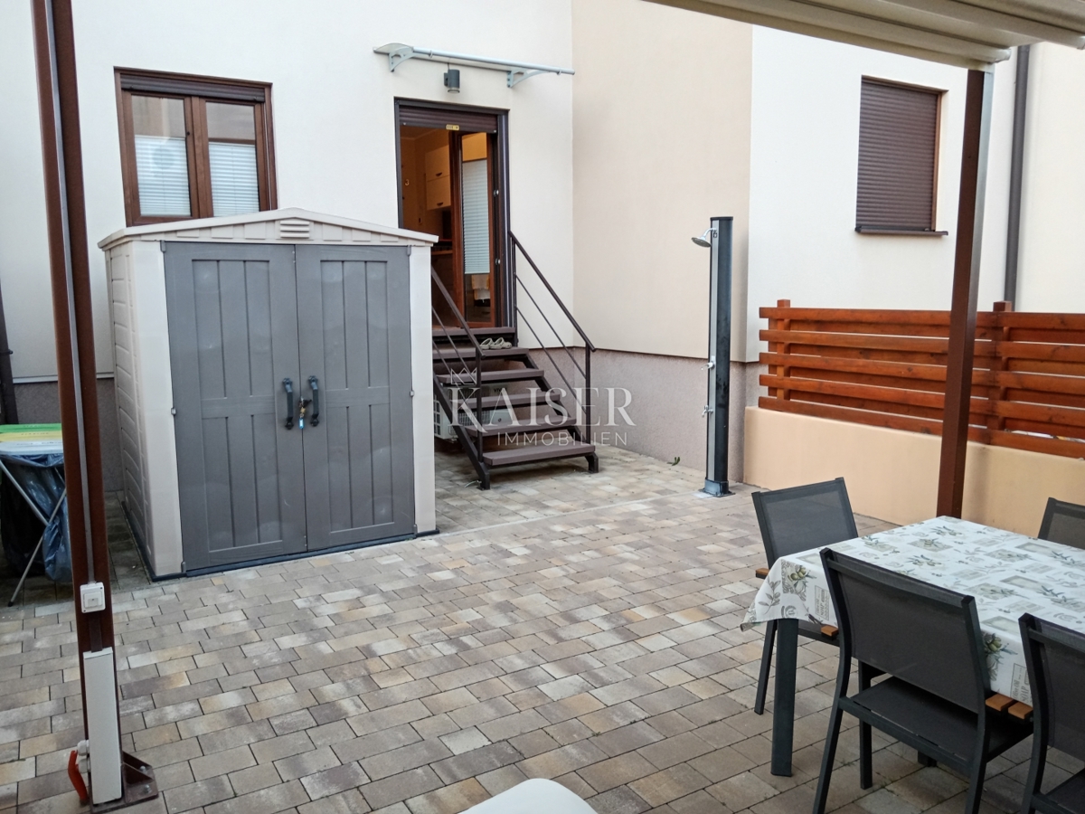 Istra, Premantura, stanovanje v pritličju na odlični lokaciji