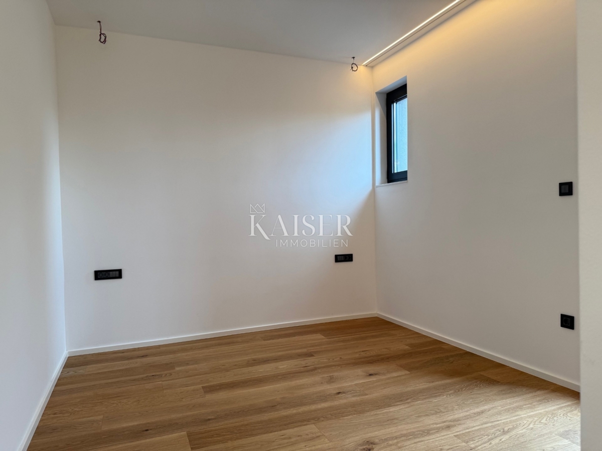 Opatija, Lovran - stanovanje v novogradnji s čudovitim razgledom in vrtom