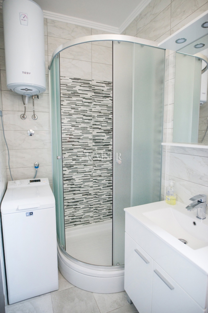 Zadar – Pakoštane dva apartmaja 64 m2 s pogledom na morje