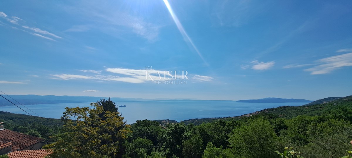  Zazidljivo zemljišče Poljane, Opatija - Okolica, 742m2