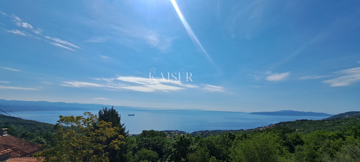  Zazidljivo zemljišče Poljane, Opatija - Okolica, 742m2