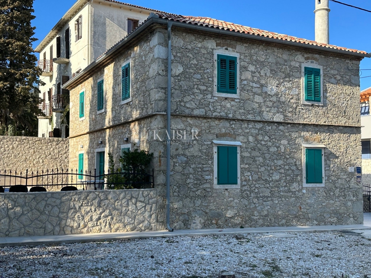 Starine Nerezine, Mali Lošinj, 180m2