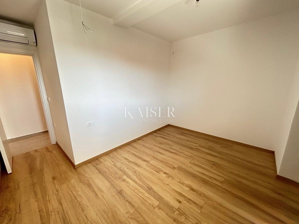 Stanovanje Novigrad, 66m2