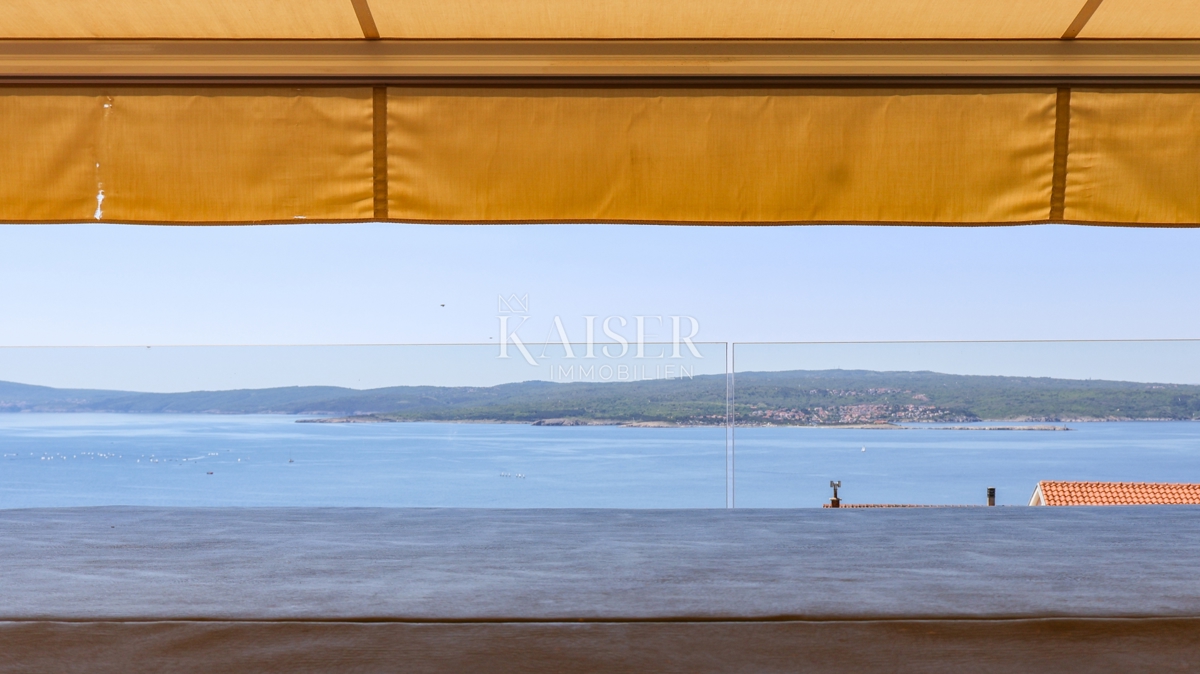 Crikvenica - Luksuzno dupleks stanovanje z jacuzzijem in panoramskim pogledom na morje