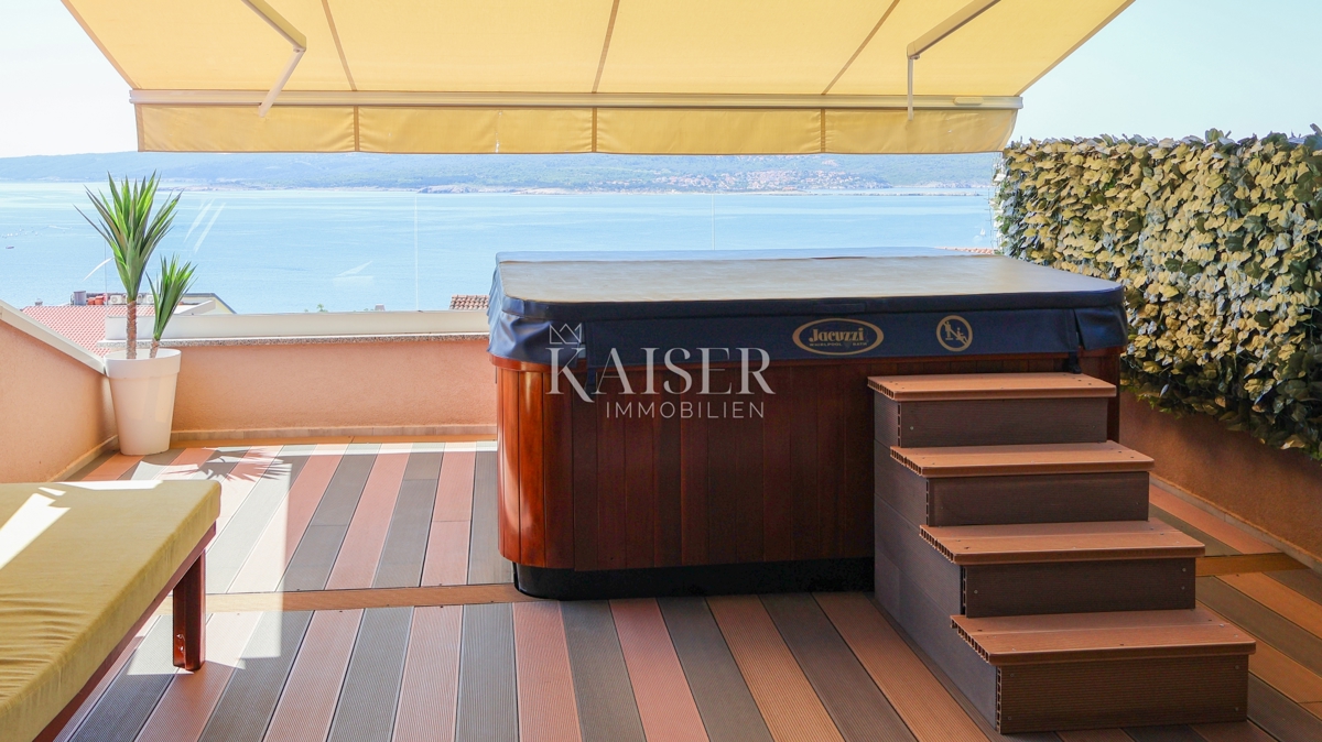 Crikvenica - Luksuzno dupleks stanovanje z jacuzzijem in panoramskim pogledom na morje