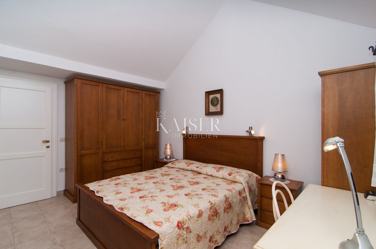 Vila Supetar, 300m2