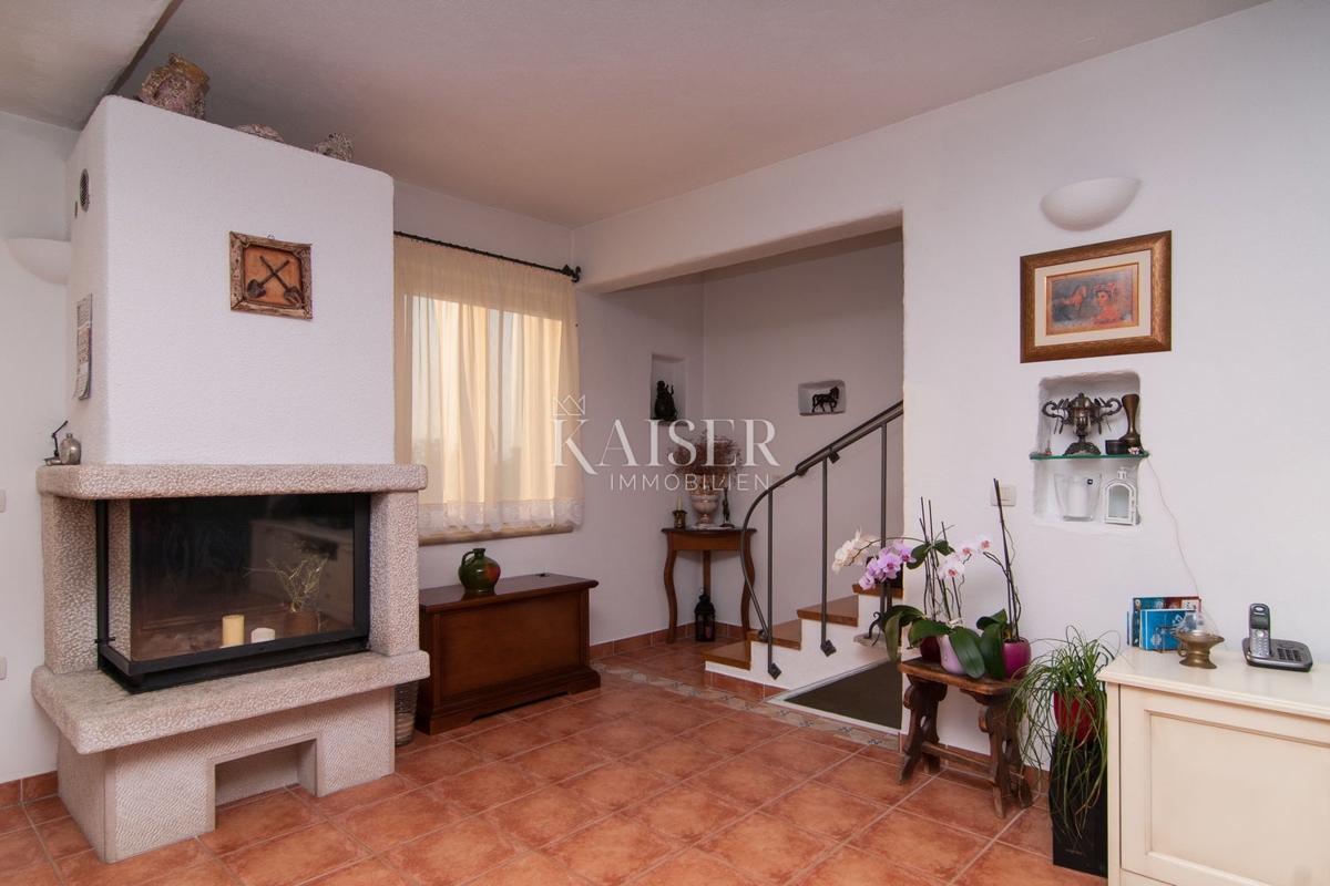 Vila Supetar, 300m2