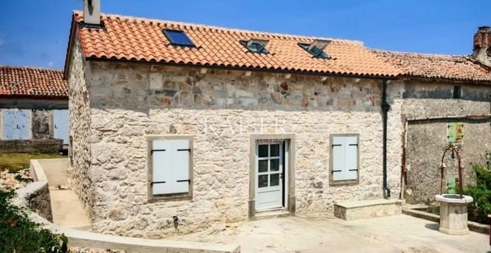 Labin, Skitača, avtentična obnovljena kamnita hiša