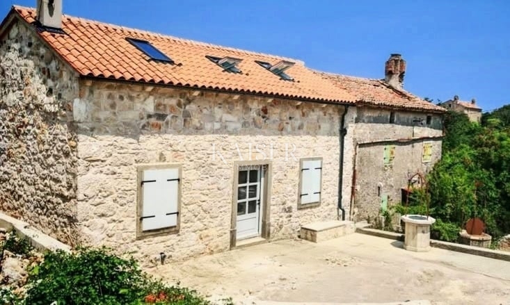 Labin, Skitača, avtentična obnovljena kamnita hiša