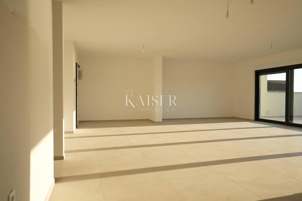 Šibenik, Žaborić - Ekskluzivno penthouse s panoramsko strešno teraso B