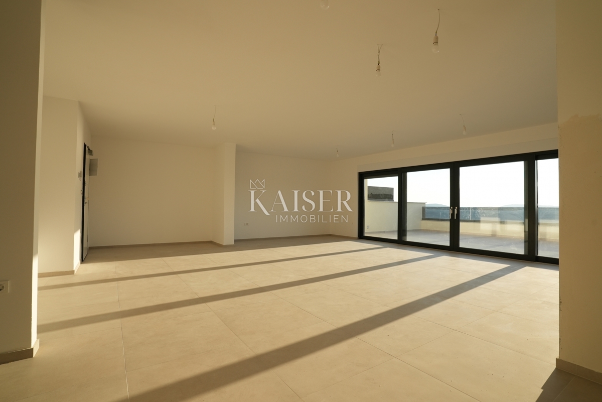 Šibenik, Žaborić - Ekskluzivno penthouse s panoramsko strešno teraso B