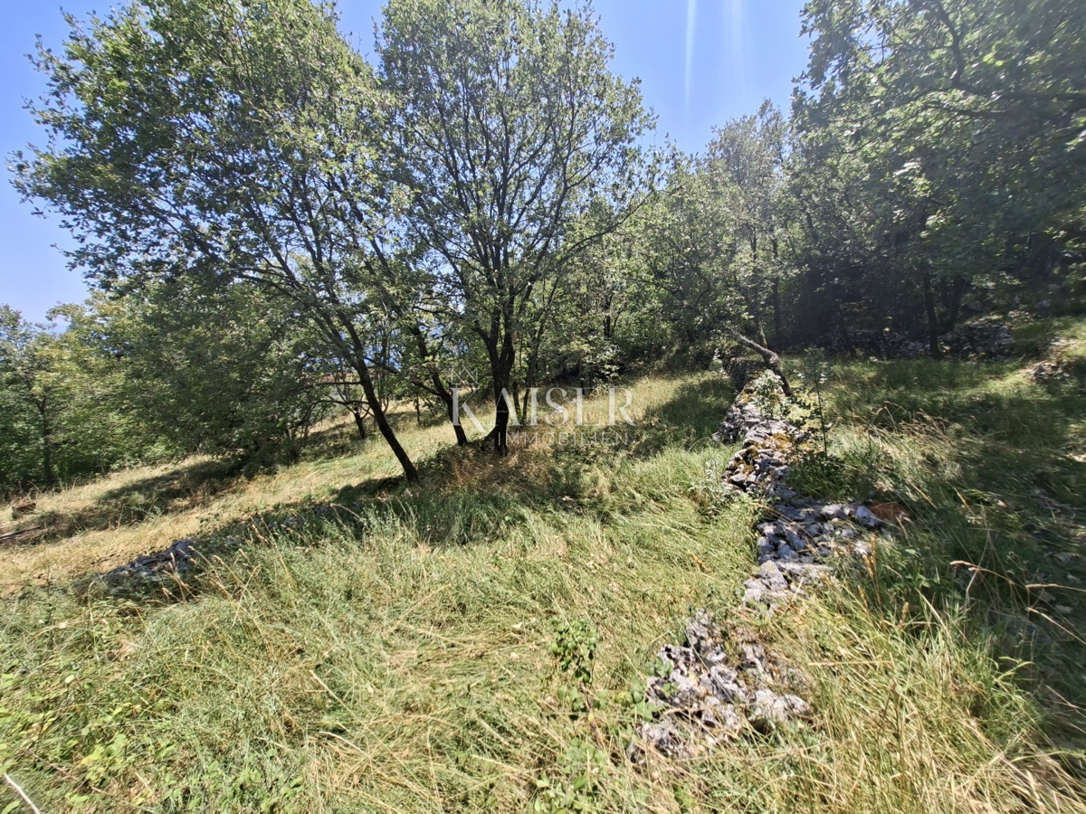  Zazidljivo zemljišče Sveta Jelena, Mošćenička Draga, 1.644m2