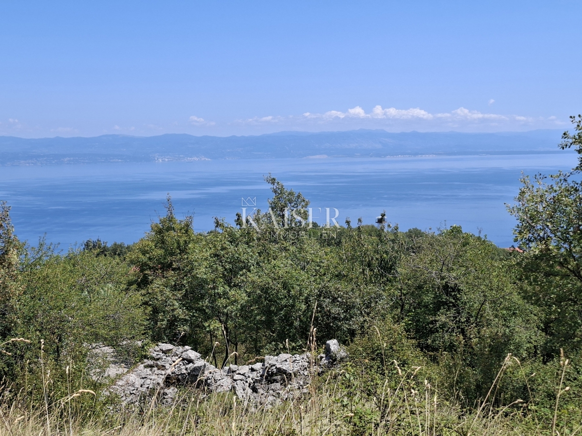  Zazidljivo zemljišče Sveta Jelena, Mošćenička Draga, 1.644m2