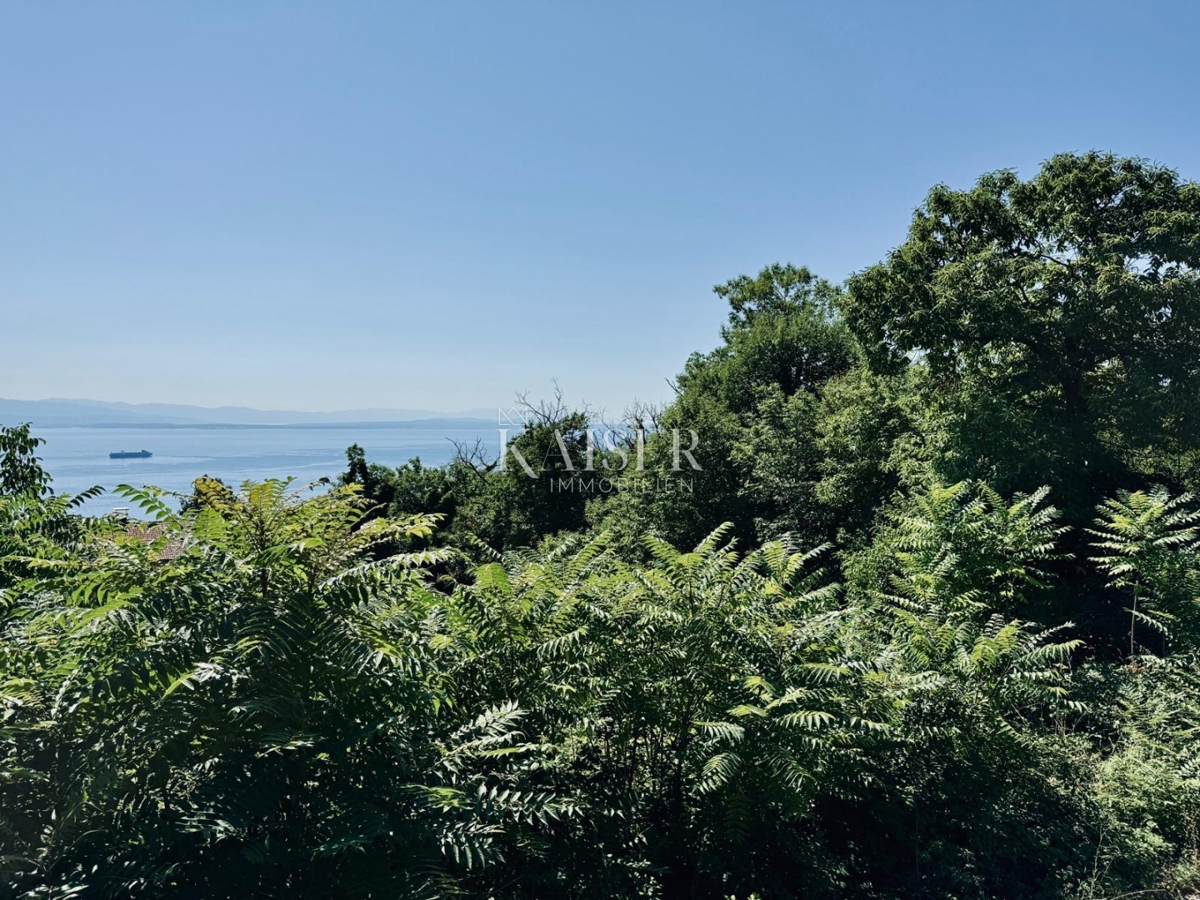 Opatija, Poljane – Gradbeno zemljišče s pogledom na morje (1.109 m2)