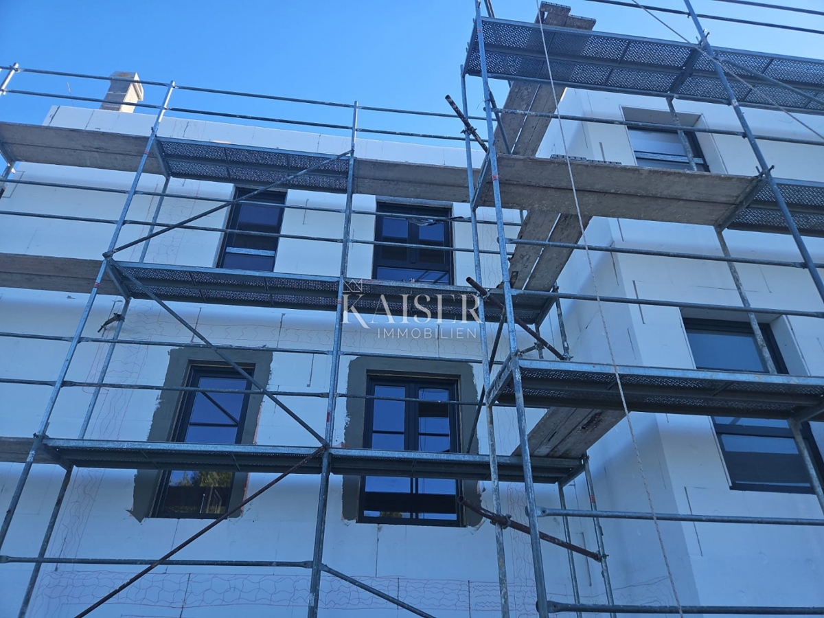 Šibenik, Brodarica - dvosobno stanovanje 73,61 m2 v novogradnji v bližini plaže Rezalište