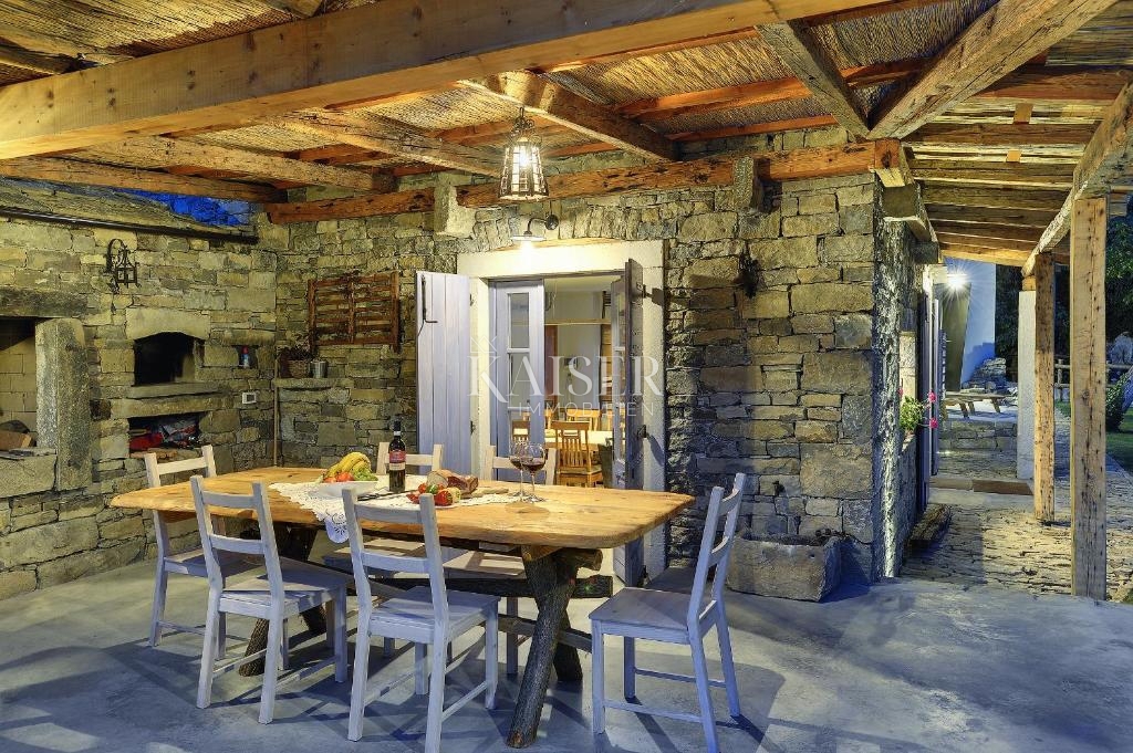 Vila Grožnjan, 300m2