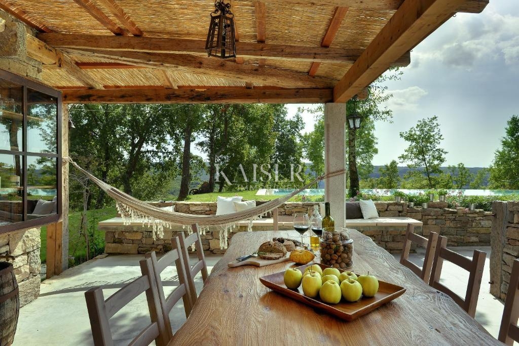 Vila Grožnjan, 300m2