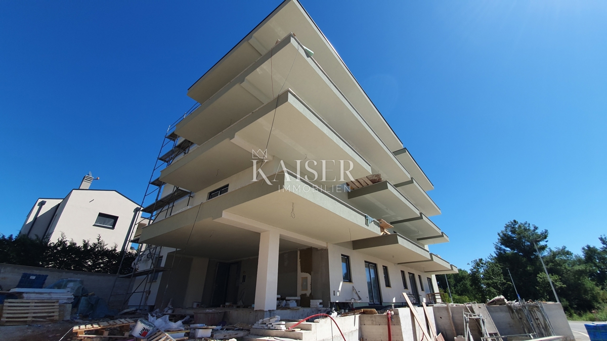 Istra - Poreč, apartmaji v bližini morja od 180.000,00 evrov naprej. 