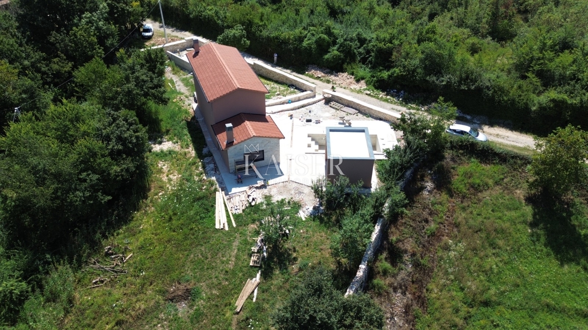 Hiša Labin, 105m2