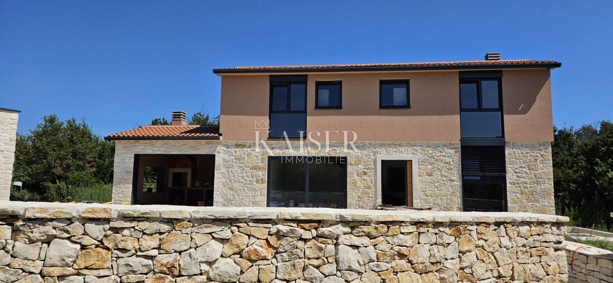 Hiša Labin, 105m2