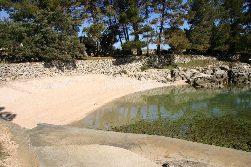 Mali Lošinj, Nerezine: Apartma s podstrešjem ob morju
