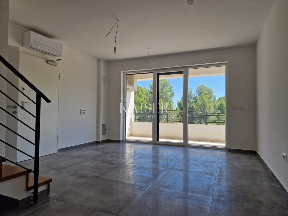Mali Lošinj, Nerezine: Apartma s podstrešjem ob morju