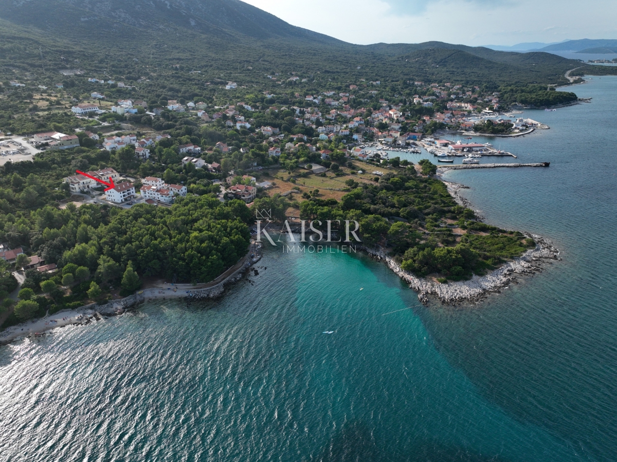 Mali Lošinj, Nerezine: Apartma s podstrešjem ob morju