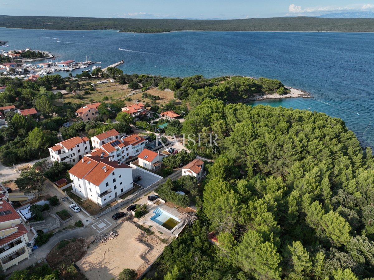 Mali Lošinj, Nerezine: Apartma s podstrešjem ob morju