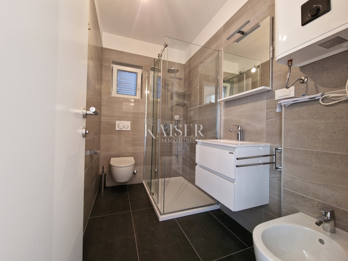 Mali Lošinj, Nerezine: Apartma s podstrešjem ob morju