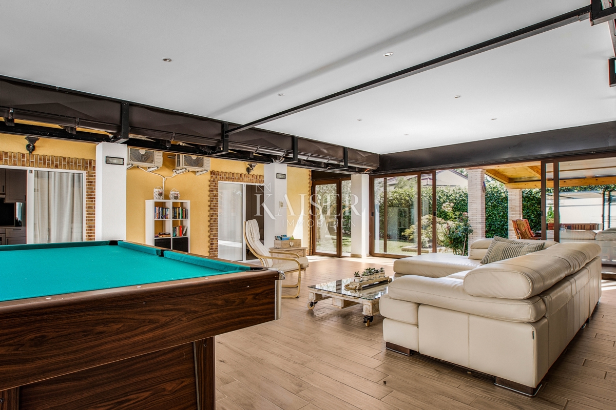 Hiša Medulin, 462,50m2