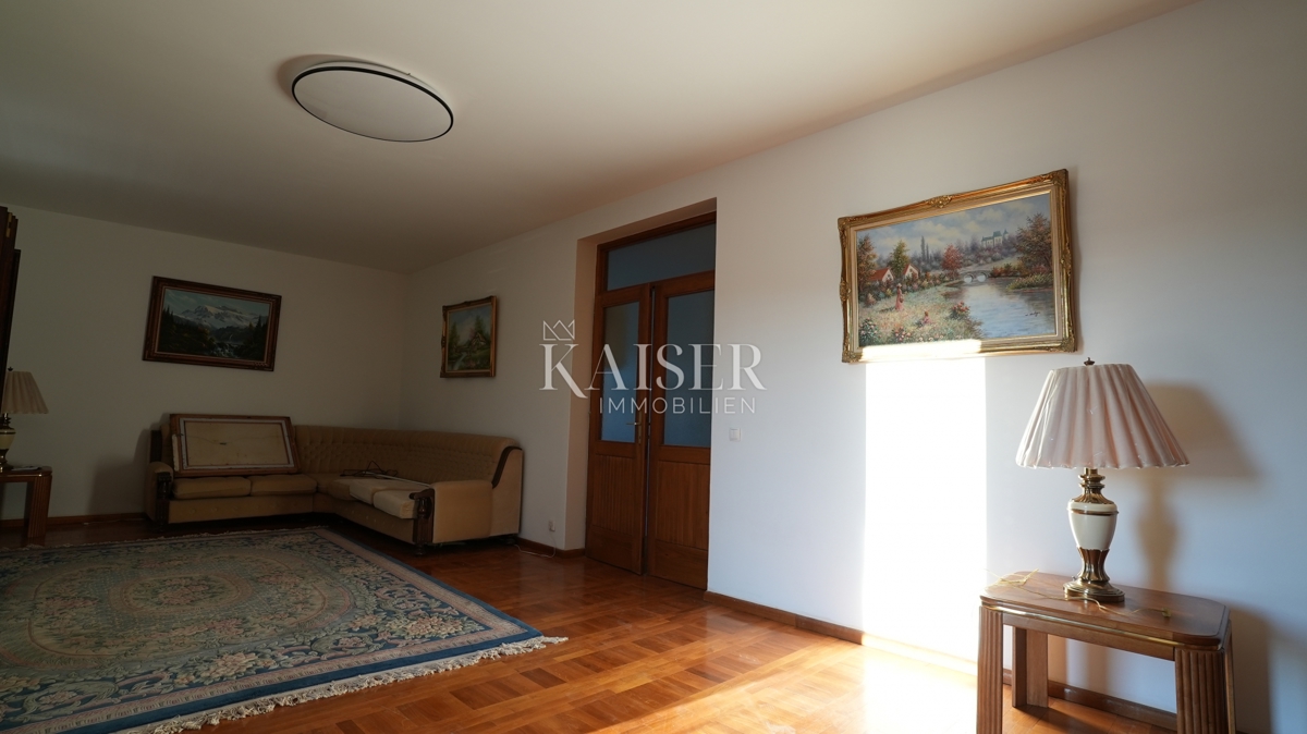 Hiša Donje Ražine, Šibenik, 500m2