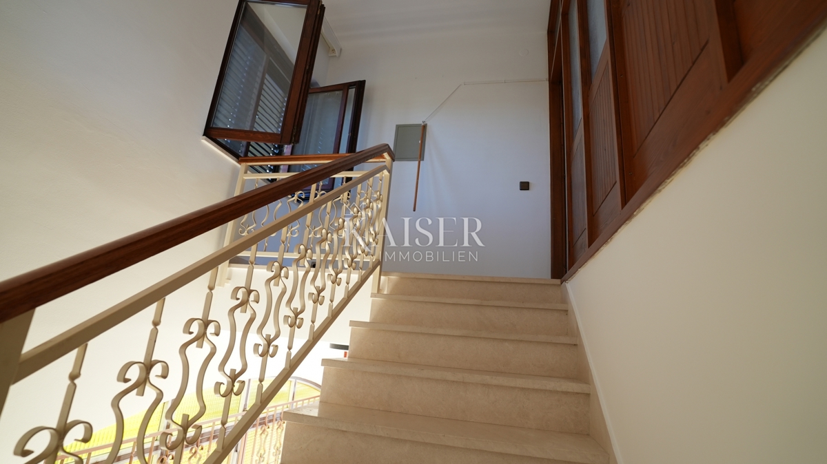 Hiša Donje Ražine, Šibenik, 500m2