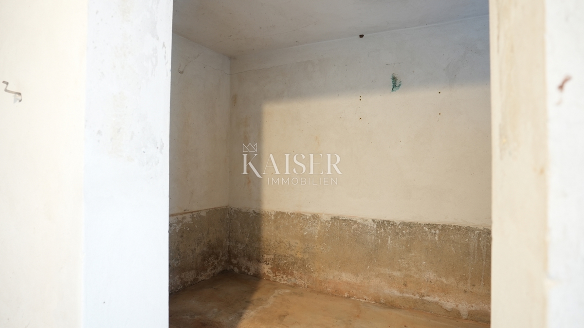 Hiša Donje Ražine, Šibenik, 500m2