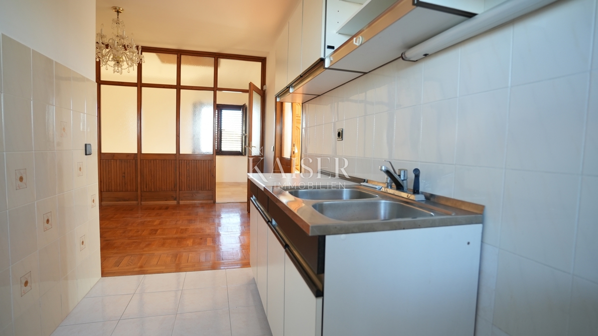 Hiša Donje Ražine, Šibenik, 500m2