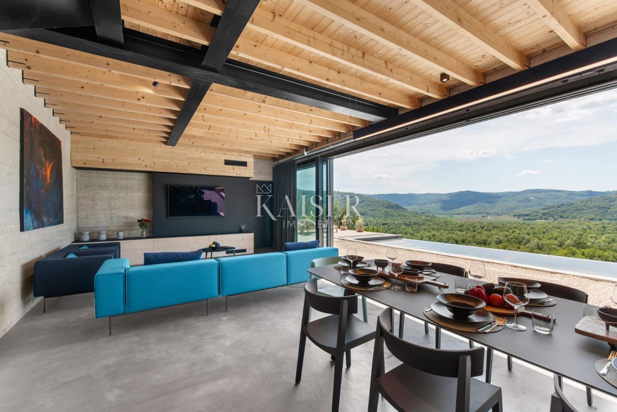 Istra, Motovun - moderna vila s pogledom na Motovun