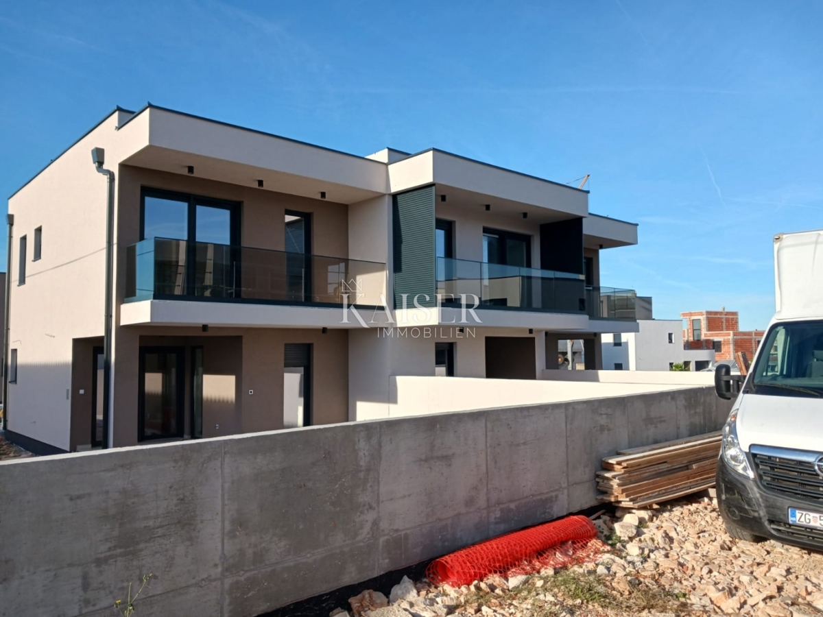 Stanovanje Mulo, Vrsi, 100m2