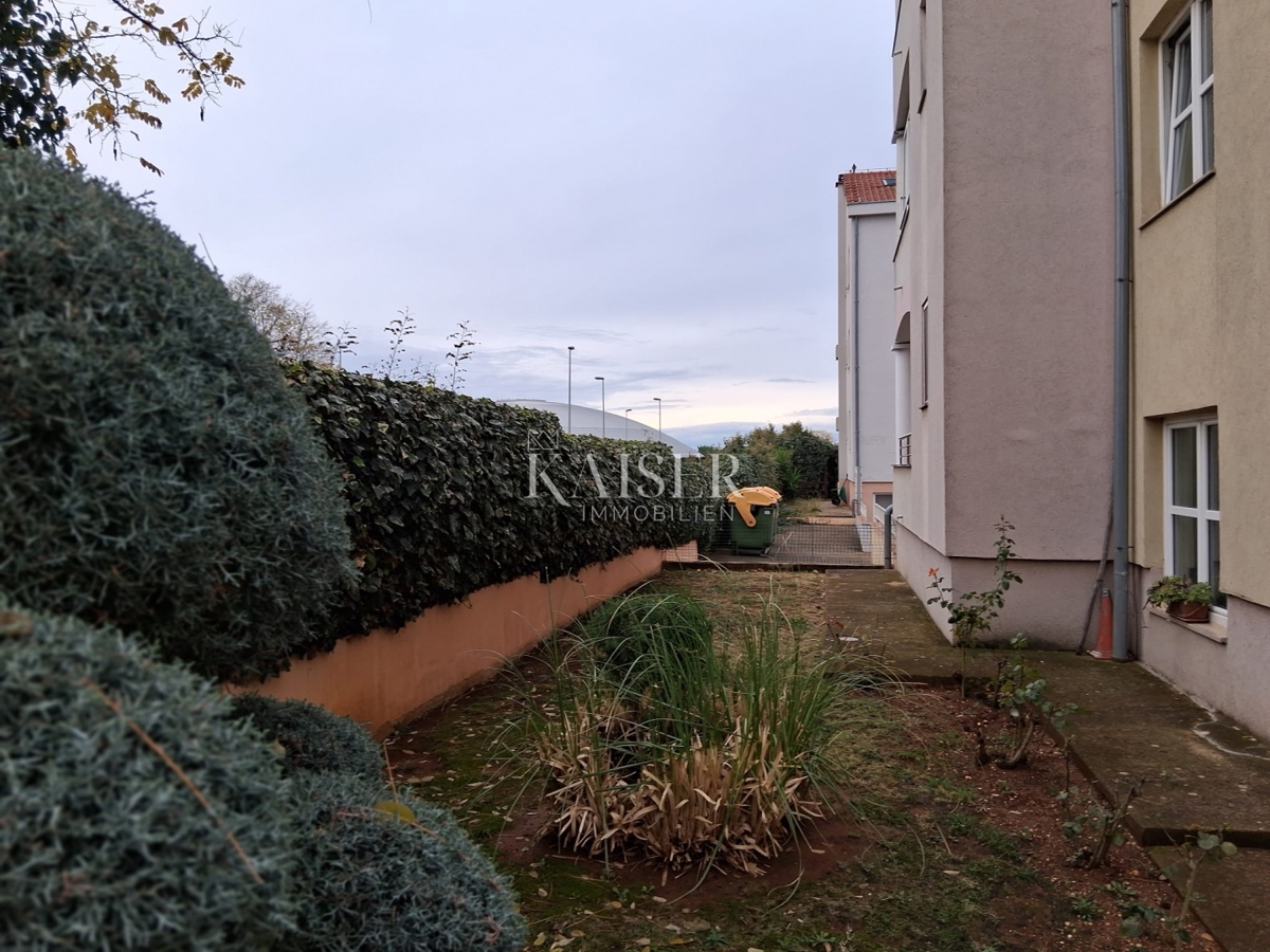 Zadar, Višnjik - garsonjera z garažo 31,79 m2 - 145.000 €