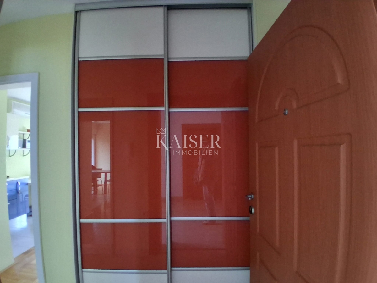 Zadar, Višnjik - garsonjera z garažo 31,79 m2 - 145.000 €