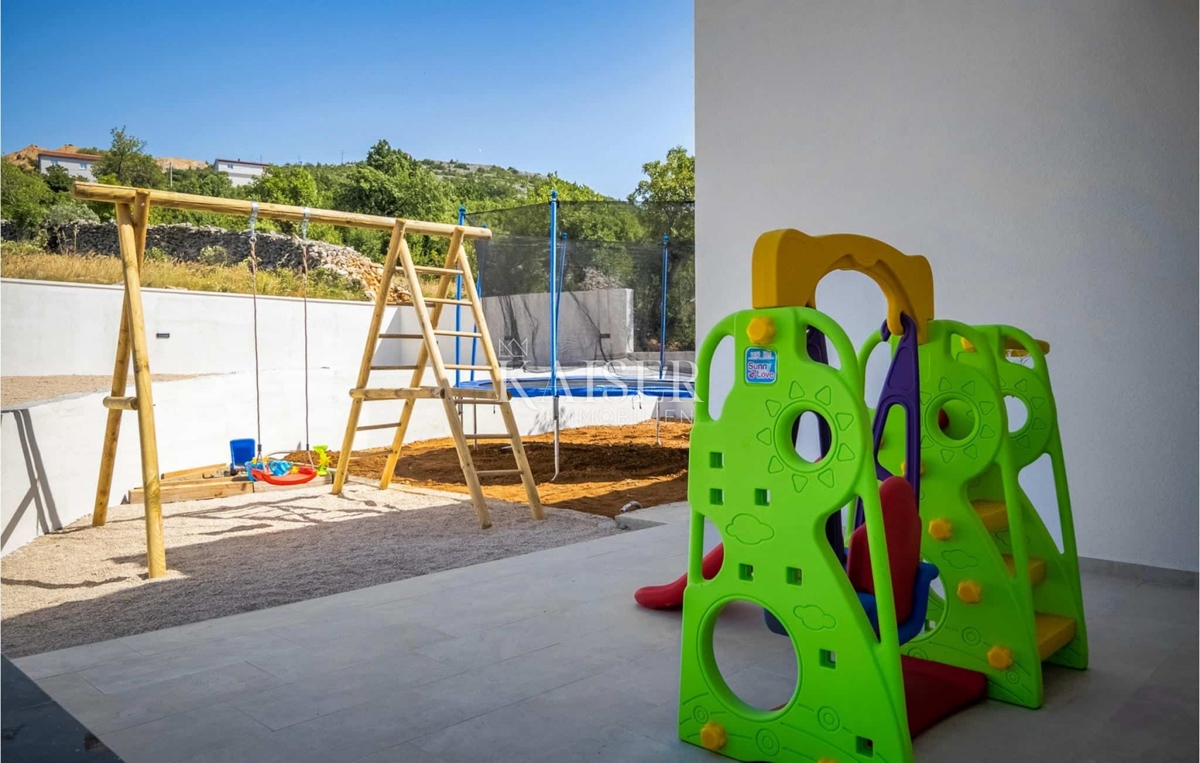 Hiša Borik, Zadar, 365m2