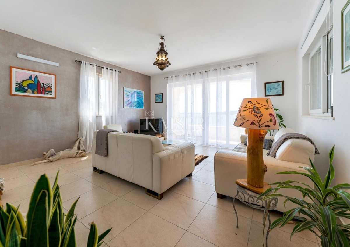 Korčula - čudovita in osupljiva vila ob morju